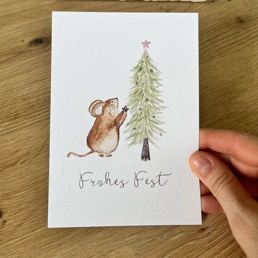Weihnachtskarte mit Aufdruck "Frohes Fest", kleiner Maus und Weihnachtsbaum Christinas Kartenkunst