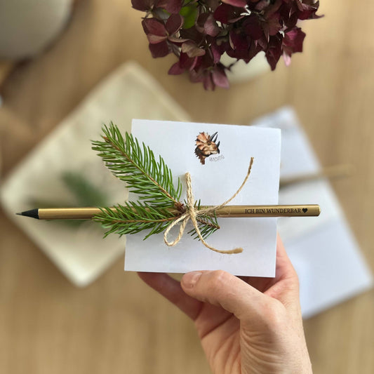 goldener Bleistift mit Spruch "ich bin wunderbar" von Christinas Kartenkunst-web